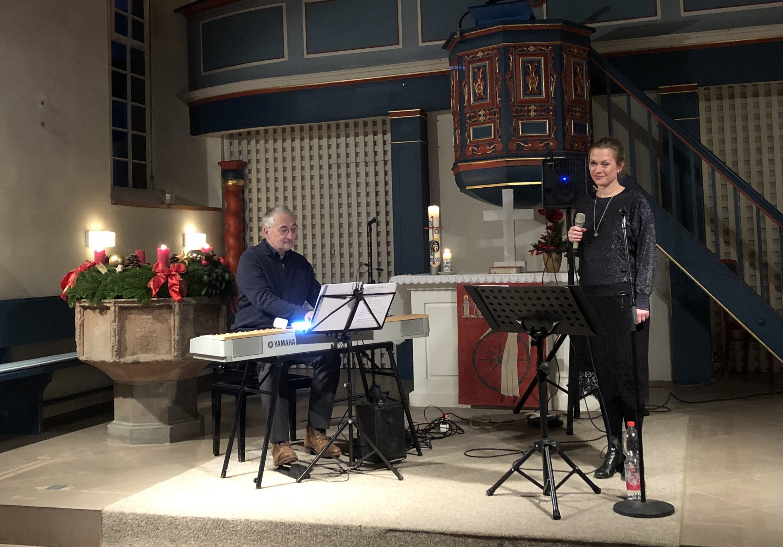 You are currently viewing Stimmungsvolles Konzert zum 3. Advent in der evangelischen Kirche Kemel