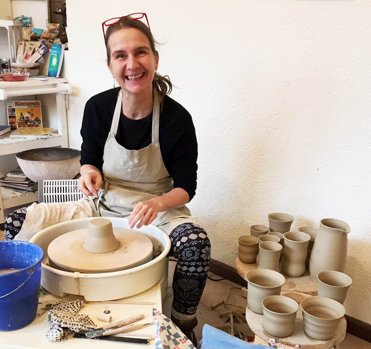 Read more about the article Offenes Atelier bei Nadine Kürzer in der Keramikwerkstatt Zwölfhundert Grad