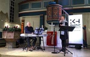Read more about the article Swingendes und besinnliches Konzert zum 1. Advent in Kemel